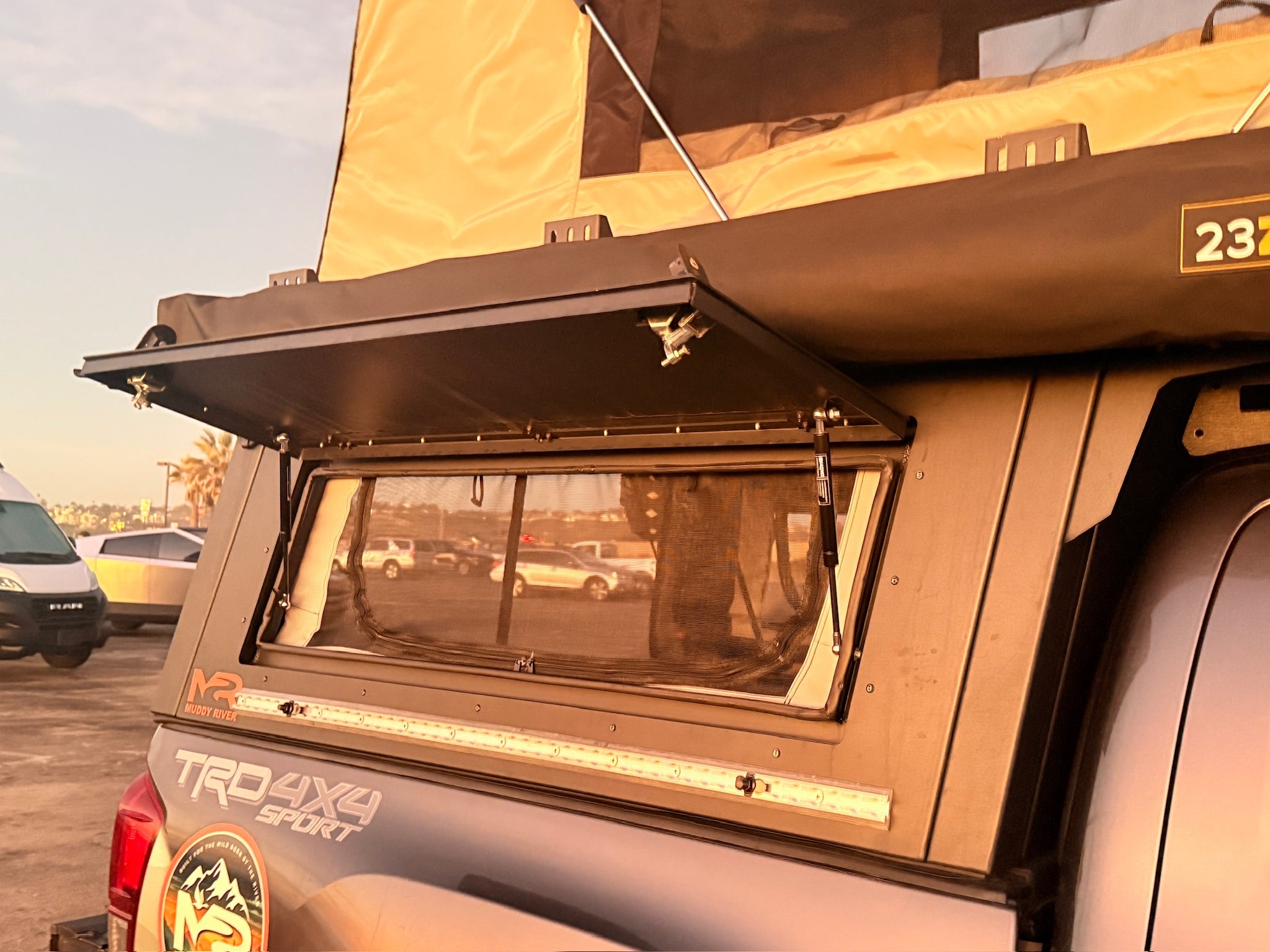 Side bug screens w/zippers (COMING SOON!)