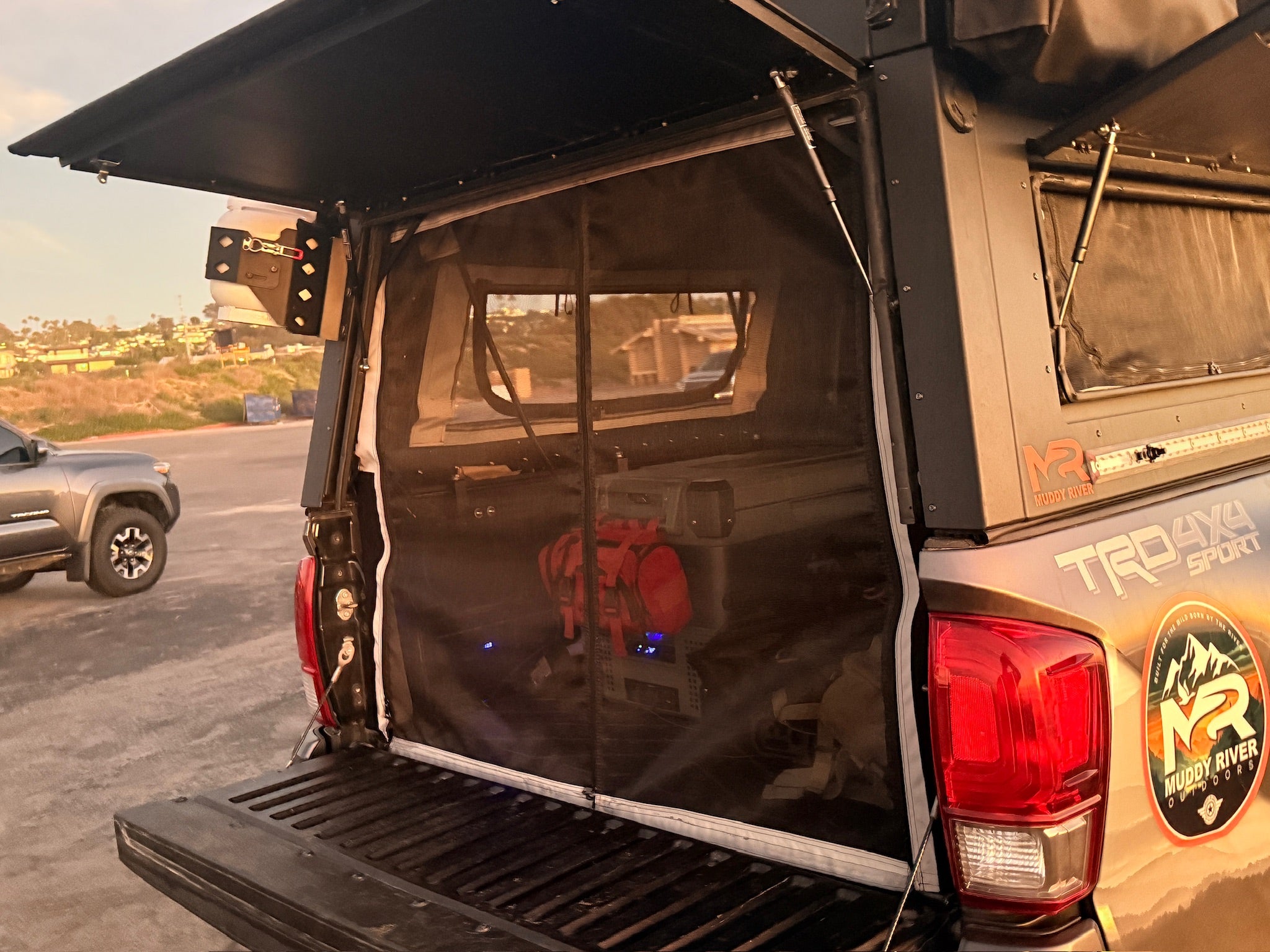 Rear bug screen w/3 zippers (COMING SOON!)