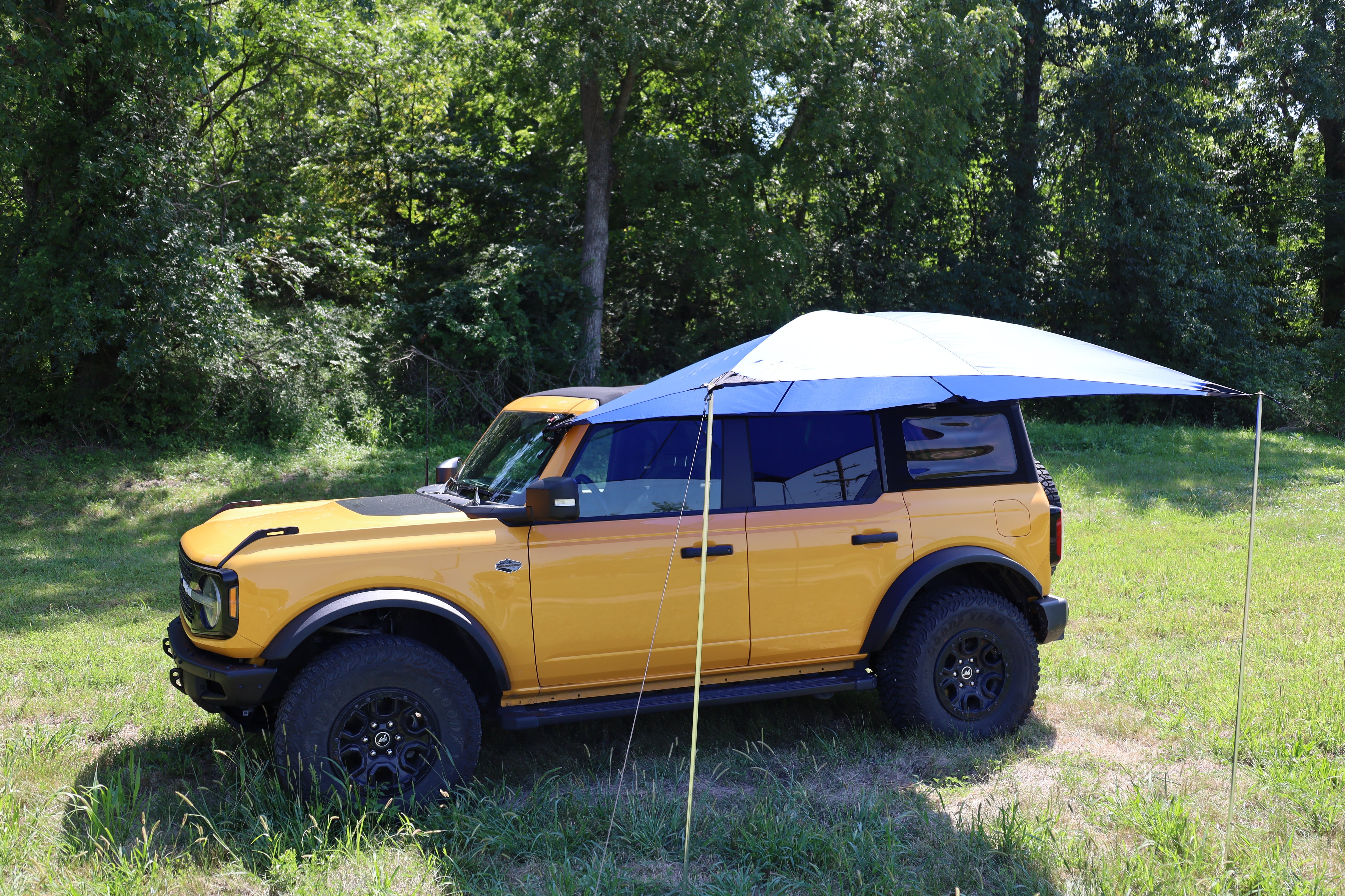 All Purpose Portable Vehicle Awning by Pahaque for Cars SUVs Trucks and Side by Sides